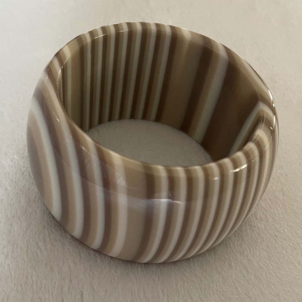 Neutral Swirl Resin Bangle Bracelet - Cream and Brown - Picture 4 of 9